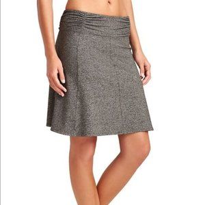 ATHLETA Gray Knee Length Ruched Bodega Skirt